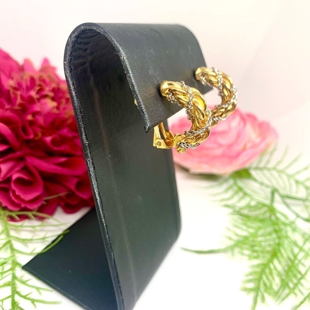 VINTAGE⚜️NAPIER Gold Chain Twist Clip Earrings - Picture 5 of 11